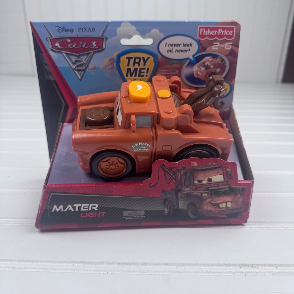 New Fisher Price Disney Pixar Lighting McQueen Tow Mater Light Toy Cars 2 Works